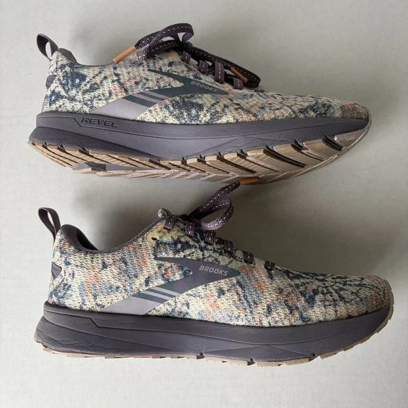 Brooks Revel 5 Women's Tie-Dye Multi-Color Knit Running Shoes Size 7.5 - Picture 7 of 13